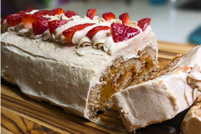 Biscoff Cinnamon Roll Cake