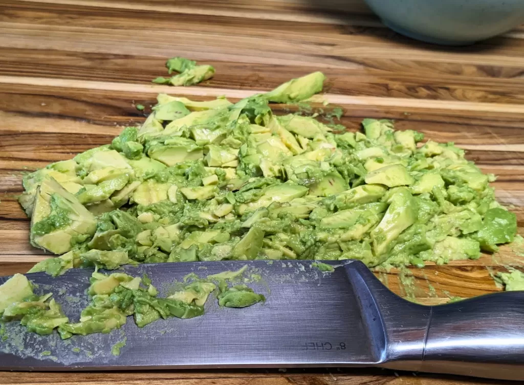 smashed avocados - guacamole original