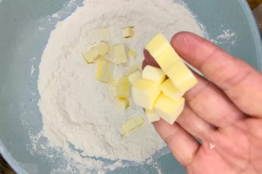 honey lime breakfast scones - adding butter